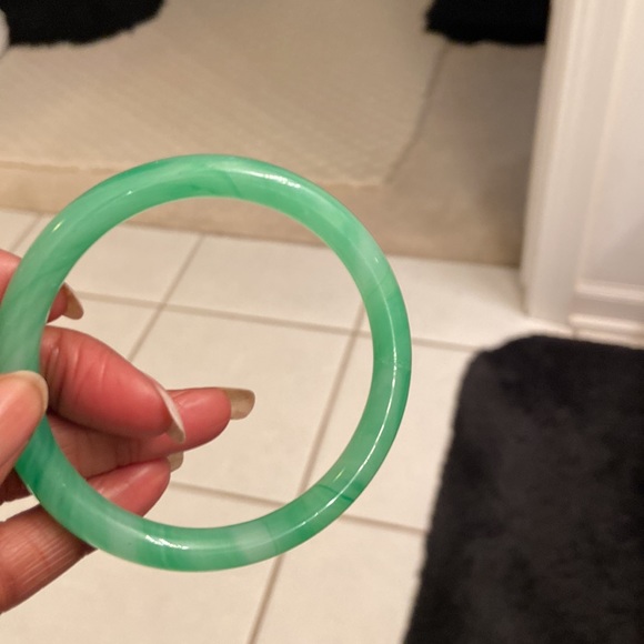 Natural Jade Bracelet - Picture 6 of 8